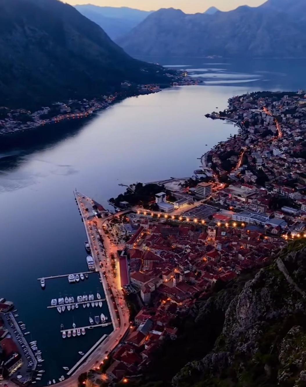 Milka Apartment Kotor Exterior foto